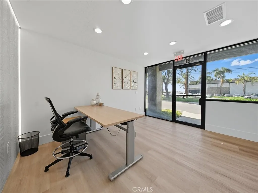 Additional image 23 of 1240 N Jefferson St, Anaheim, CA 92807