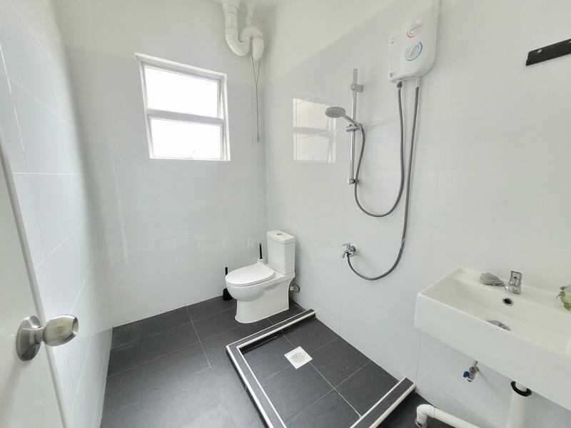 Additional image 13 of 122 - 128B,  Grange Road