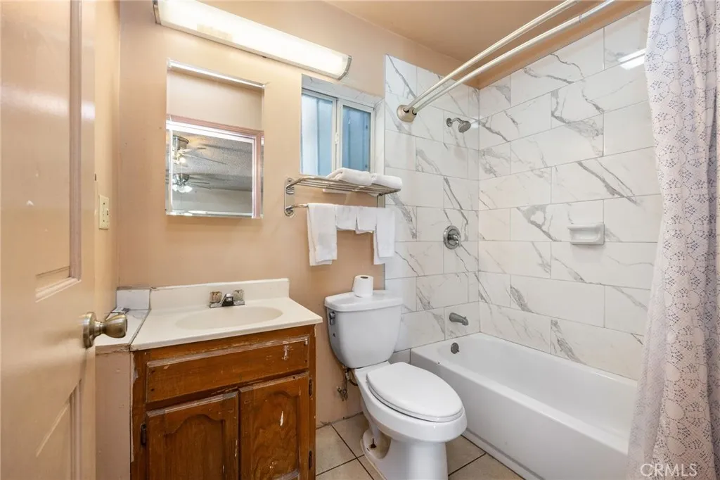 Additional image 31 of 451 E Vernon Ave, Los Angeles, CA 90011