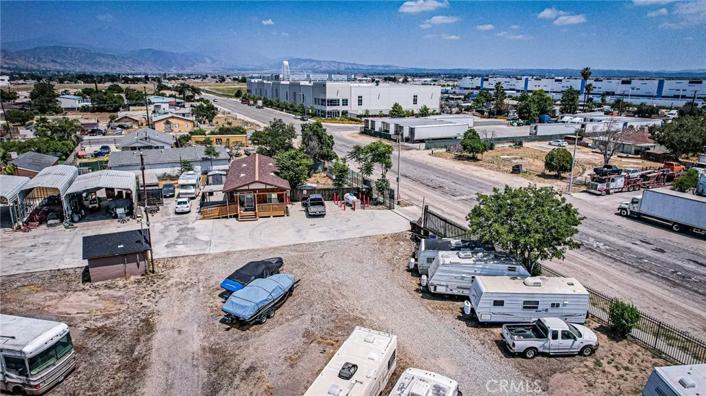 Additional image 99 of 26068 5th, San Bernardino, CA 92410