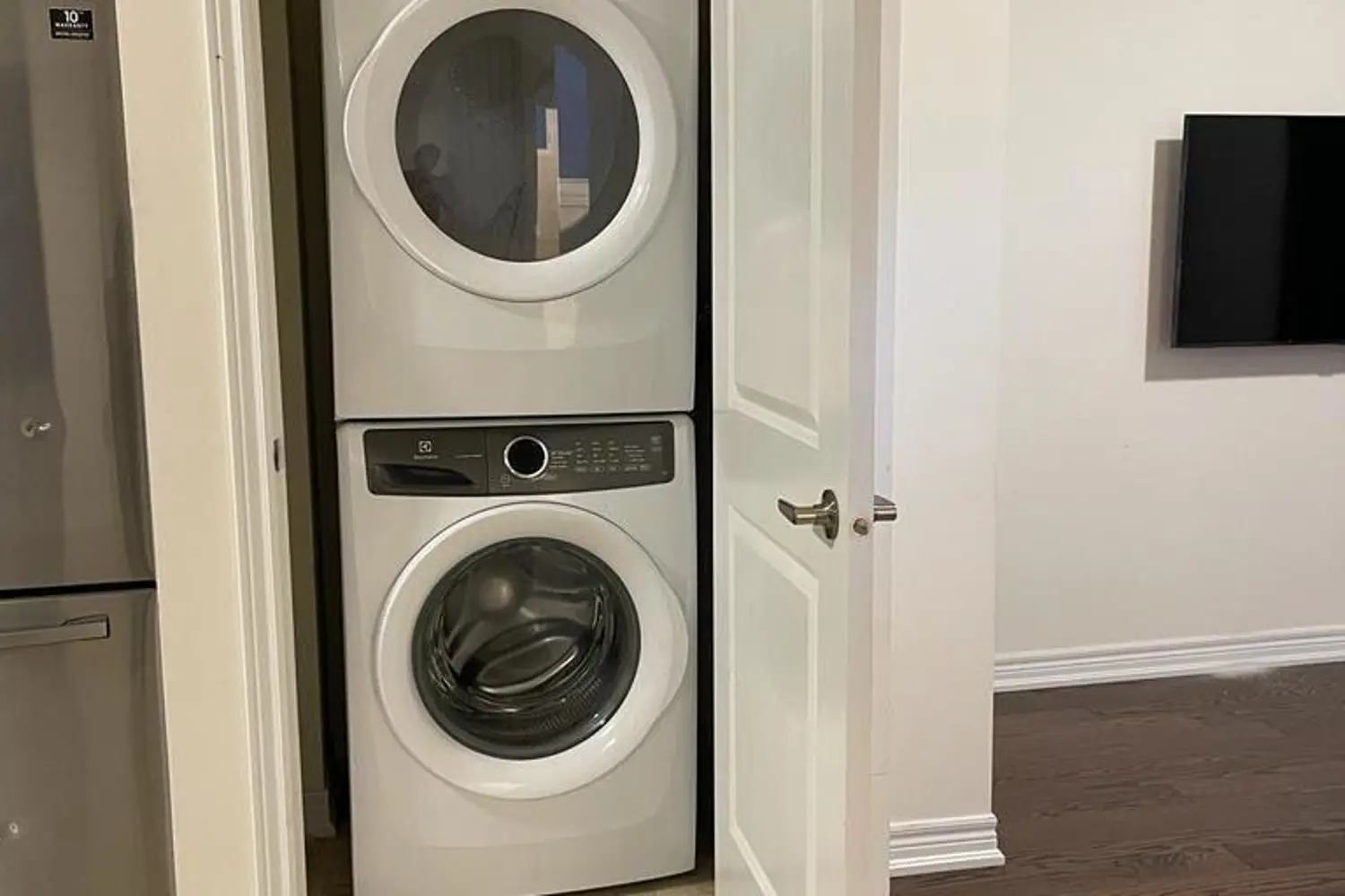 Additional image 9 of 68 Hashmi Place