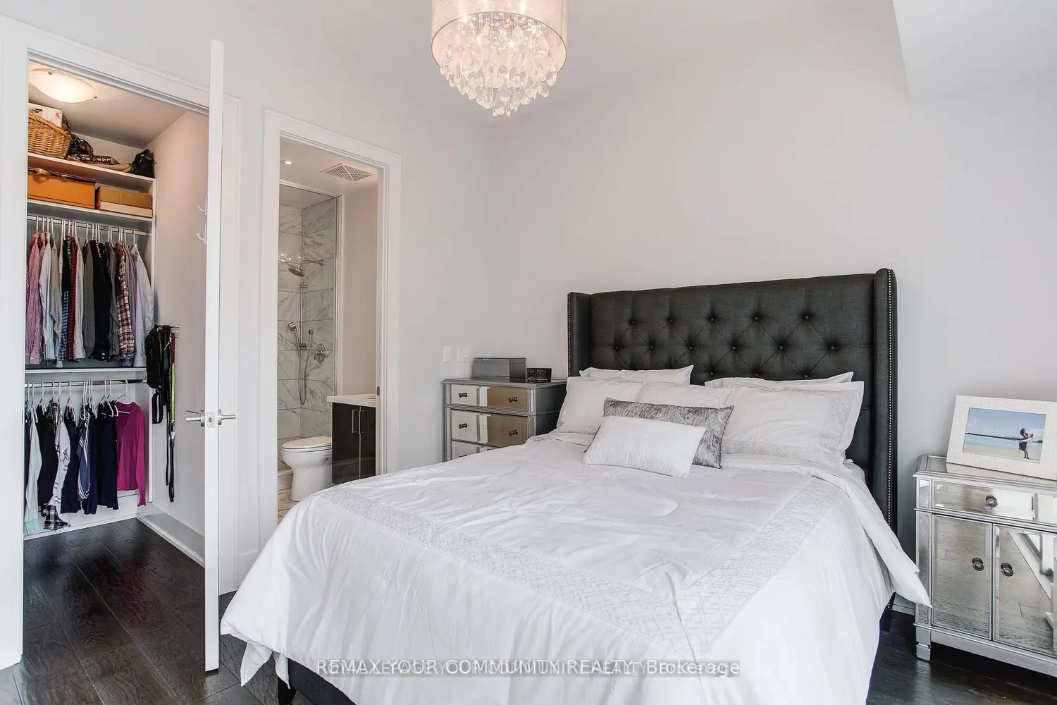 Additional image 9 of 39 Queens Quay 1109