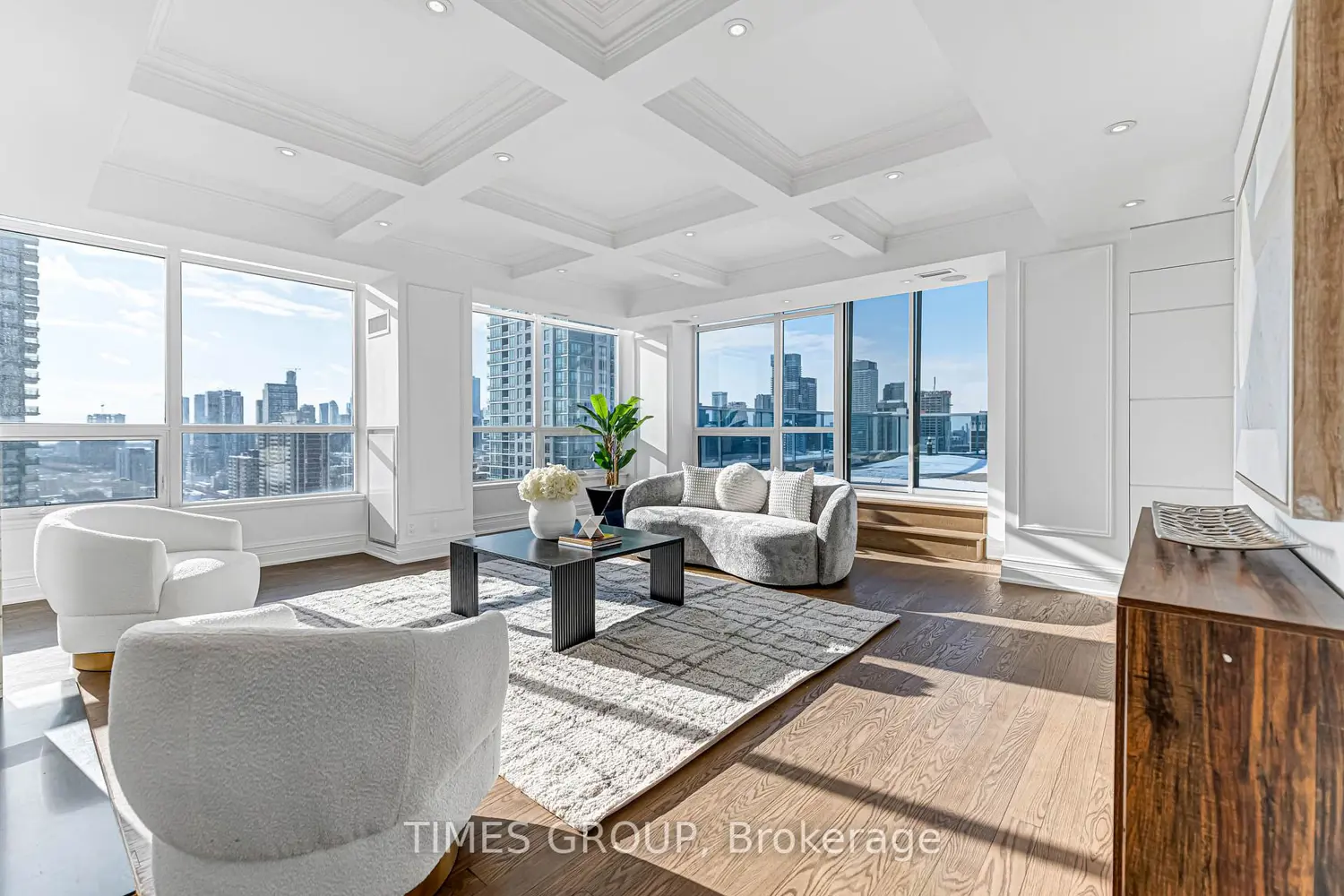 Additional image 4 of 500 Sherbourne Street 2302