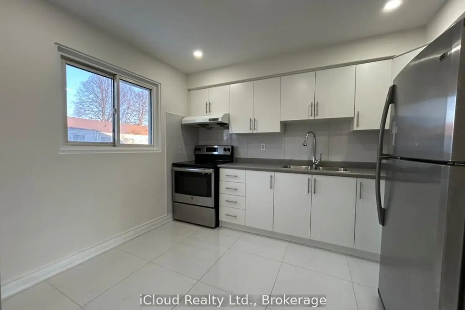 Additional image 5 of 400 Mississauga Valley Boulevard 88