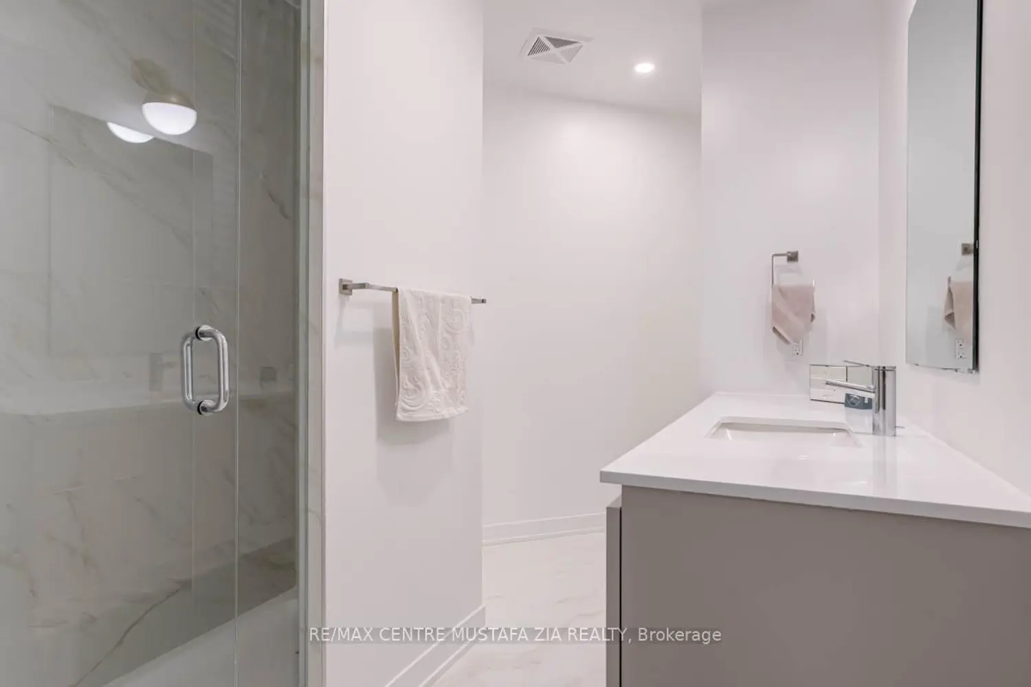 Additional image 7 of 395 Dundas Street 217