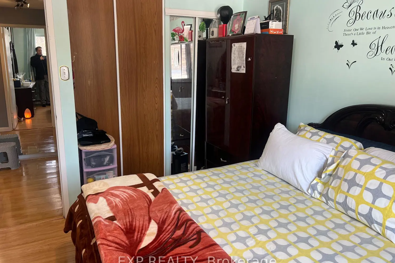 Additional image 7 of 1660 Bloor Street 208