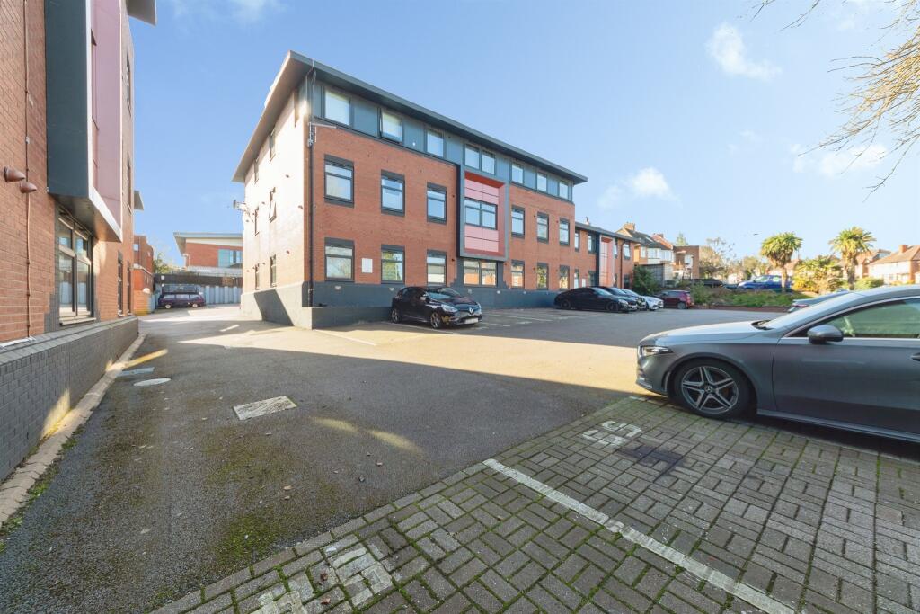 Additional image 18 of Wagon Lane, Birmingham