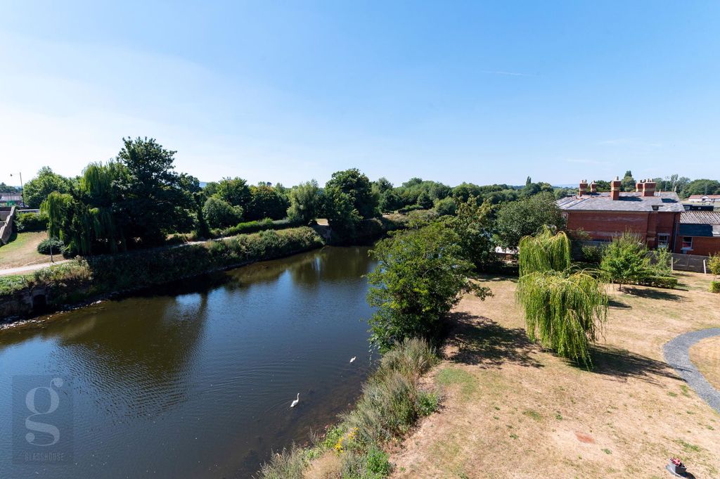 Additional image 6 of 2 bed flat for saleGreyfriars Avenue, Hereford HR4