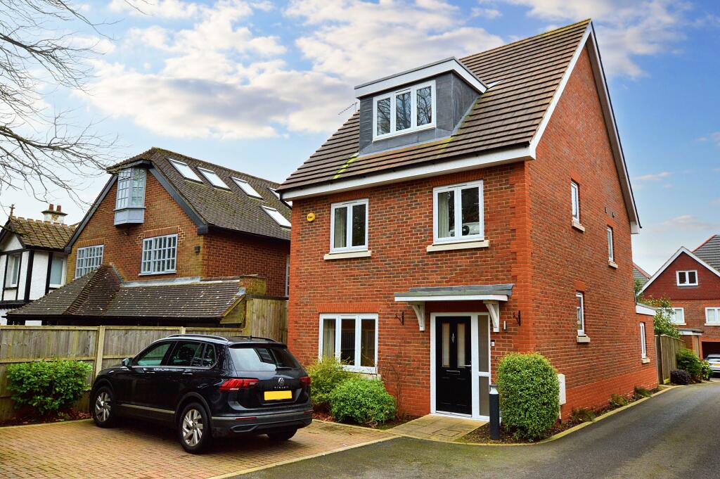 Wain Close, St Albans, AL1