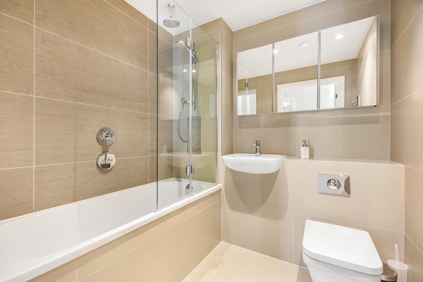 Additional image 8 of 2 Bed Flat, Brogan House, SW8, N1 7GU