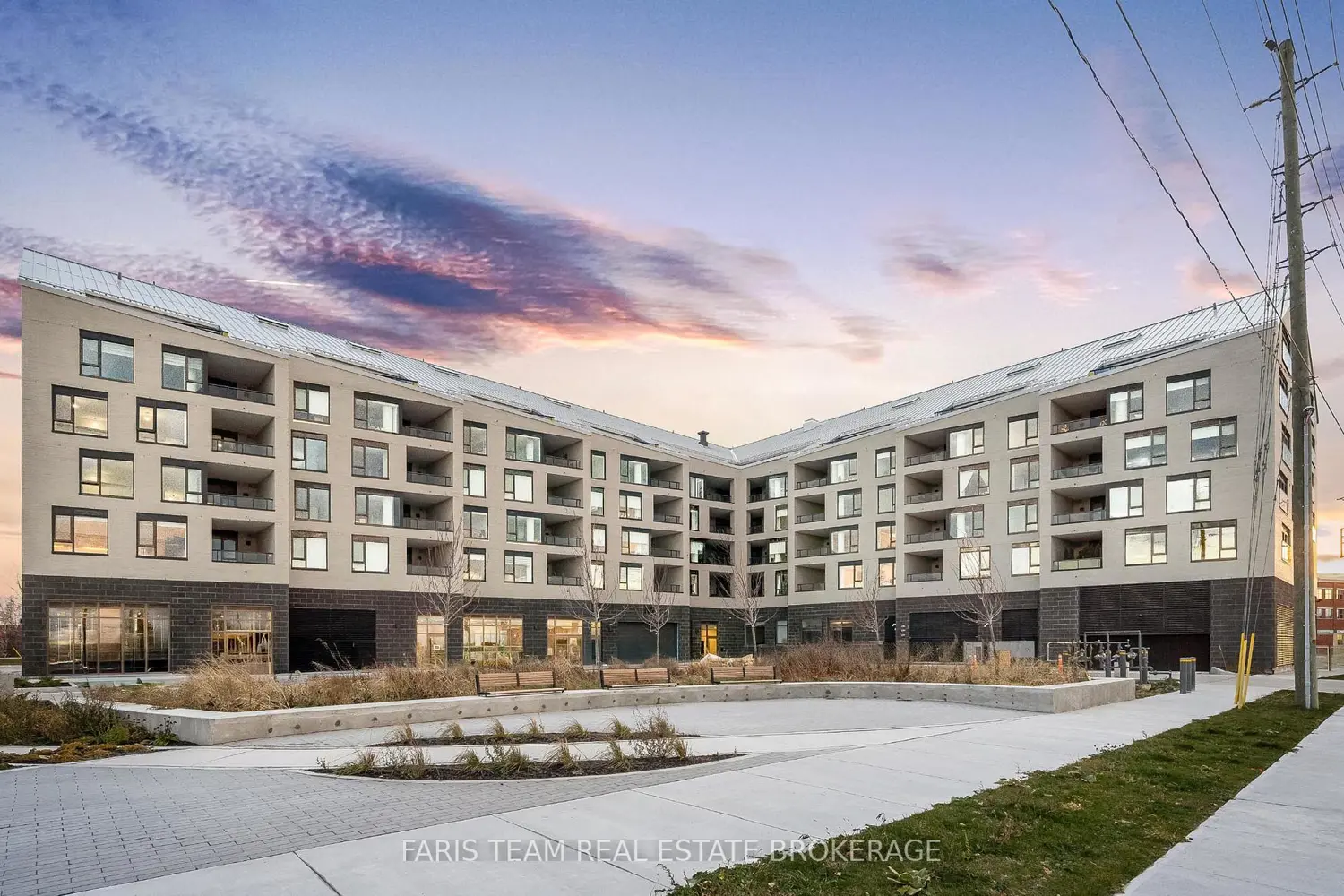 Additional image 19 of 31 Huron Street 216