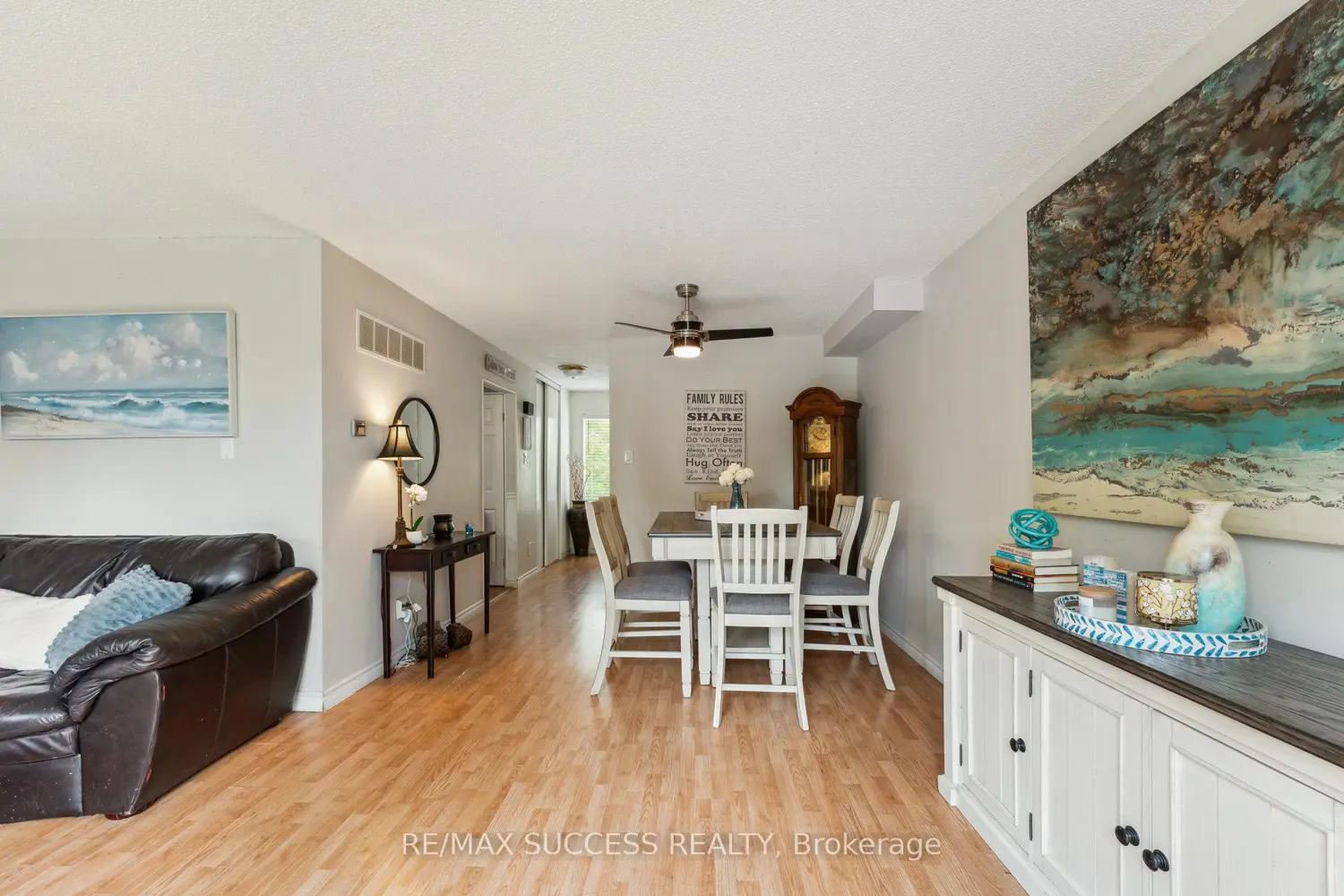 Additional image 4 of 82 Lynden Circle