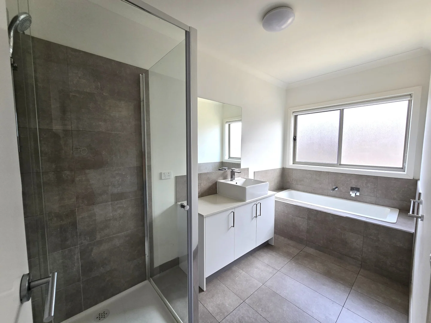 Additional image 5 of 33 Astoria Drive, Point Cook VIC 3030