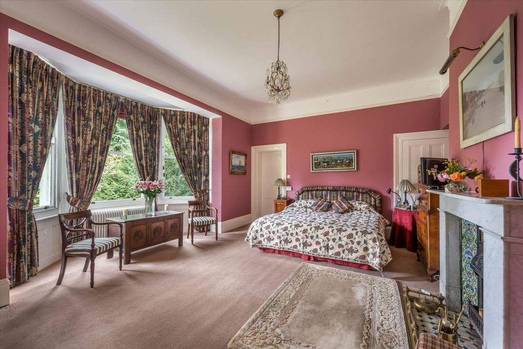 Additional image 12 of 11 bed detached house for saleHungershall Park, Tunbridge Wells, Kent TN4