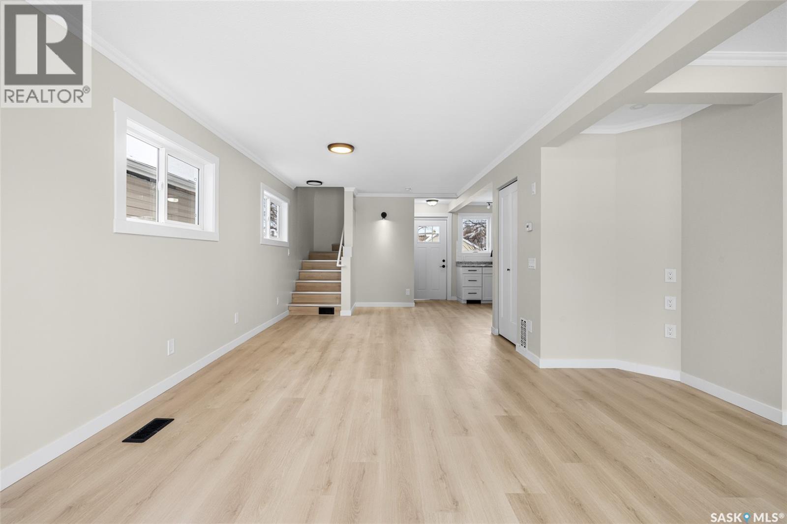 Additional image 3 of 2150 Elliott Street, Regina, SK, S4N3H2