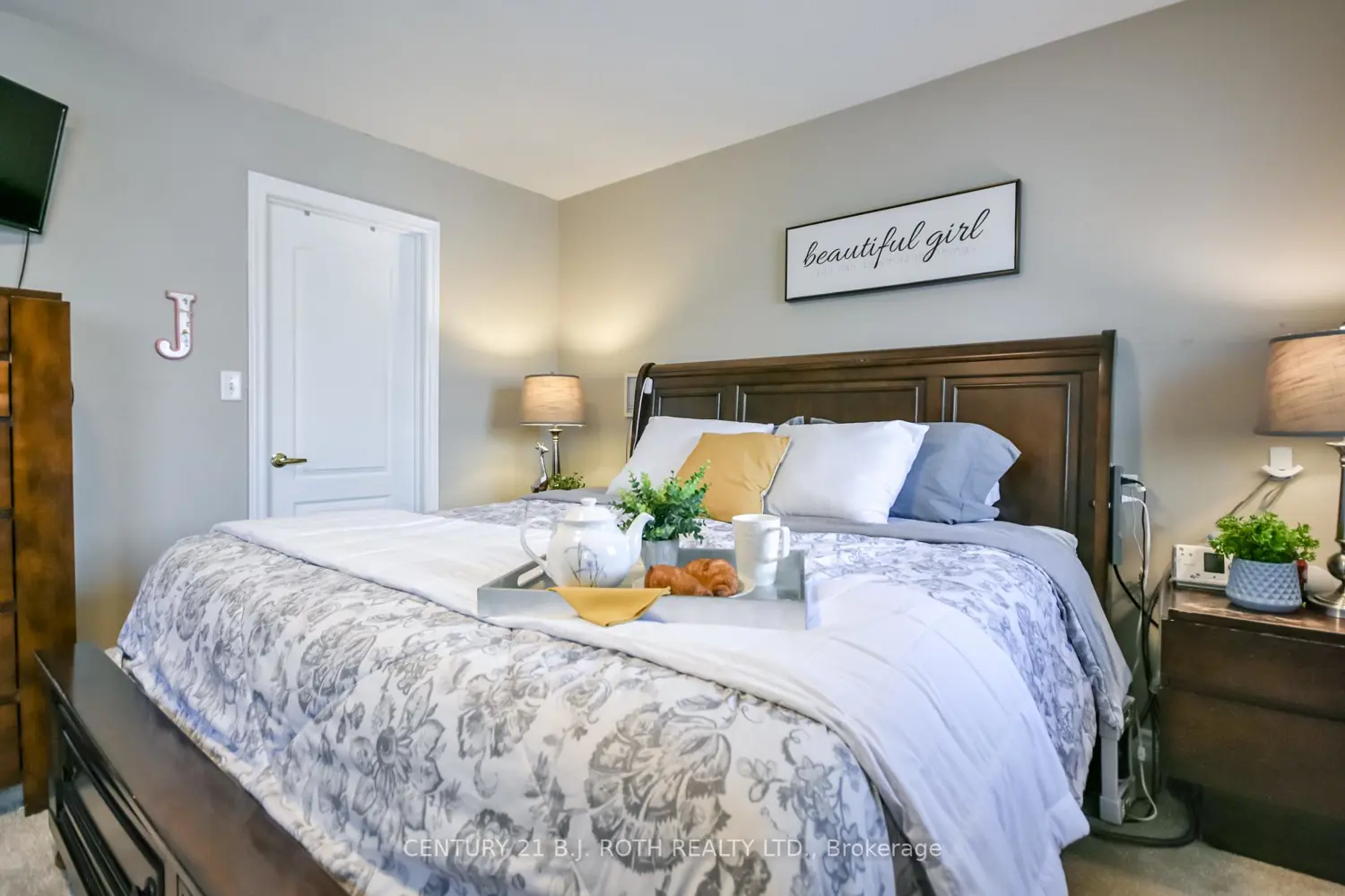 47 Maple Crown Terrace