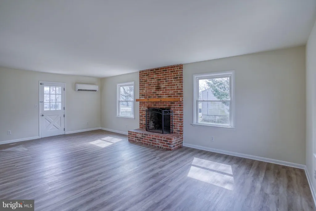 Additional image 11 of 707 S Walnut Street, Milford, DE 19963