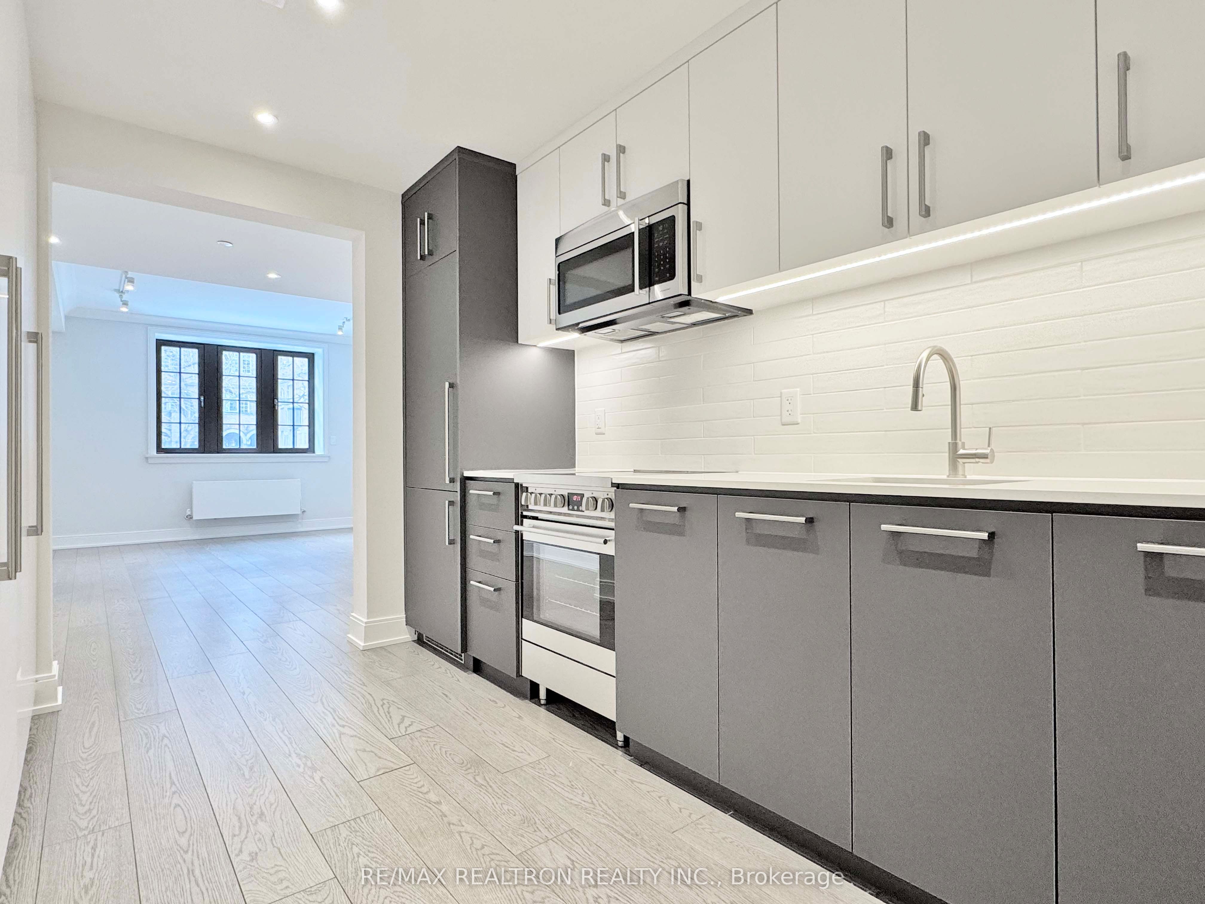 Additional image 5 of 105-2 Clarendon Avenue, Toronto, ON, M4V 1H9