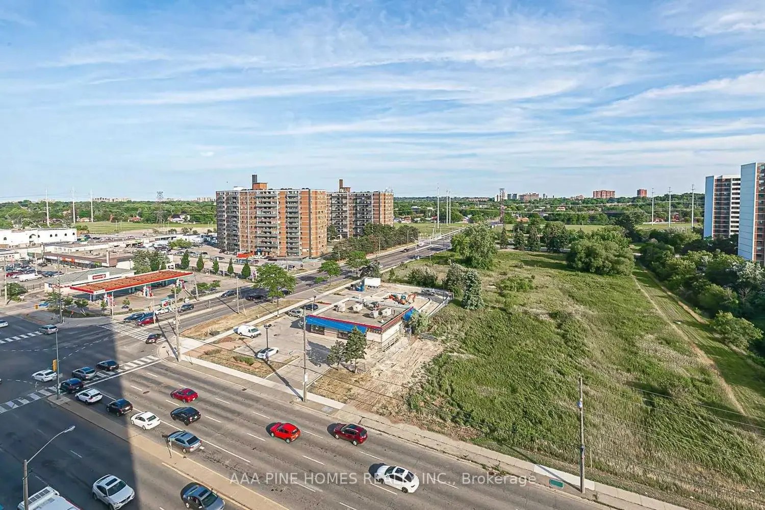 Additional image 9 of 2550 Lawrence Avenue 1111
