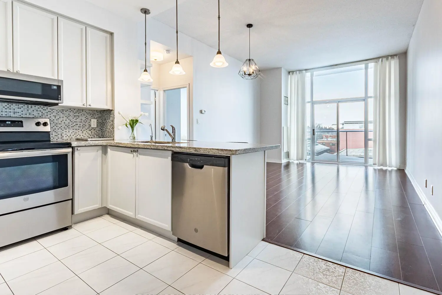 Additional image 4 of 70 Port Street 605