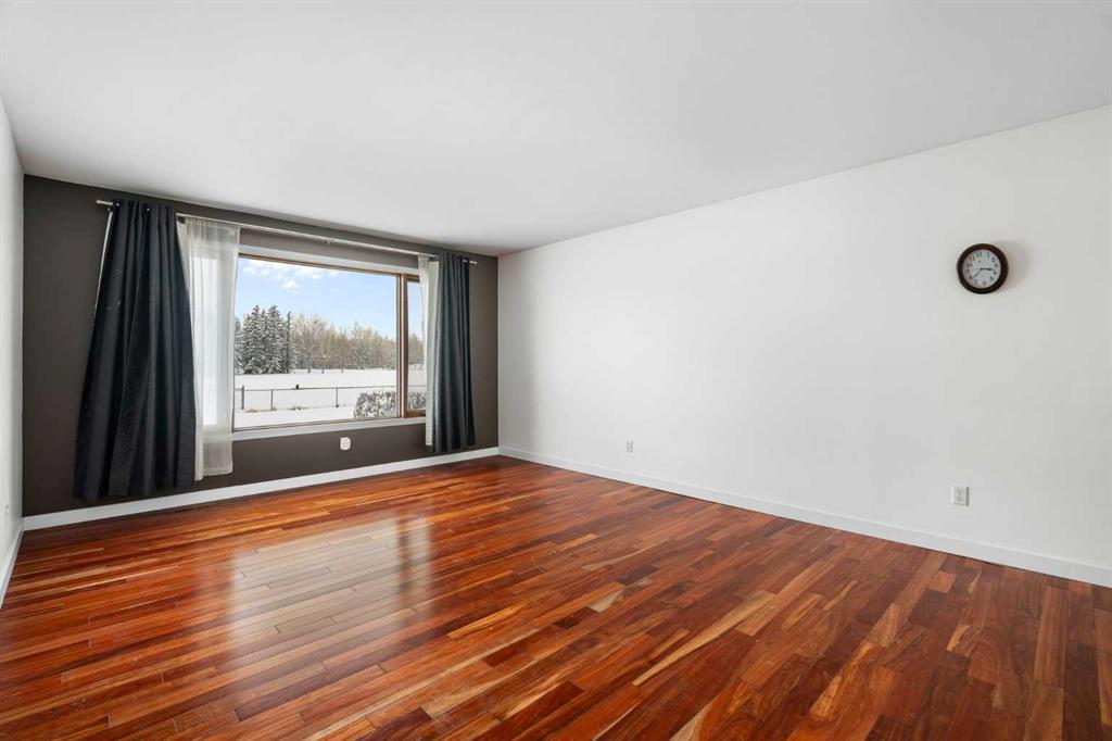 Additional image 4 of 232 Silverview Way NW, Calgary, AB, T3B 3K3