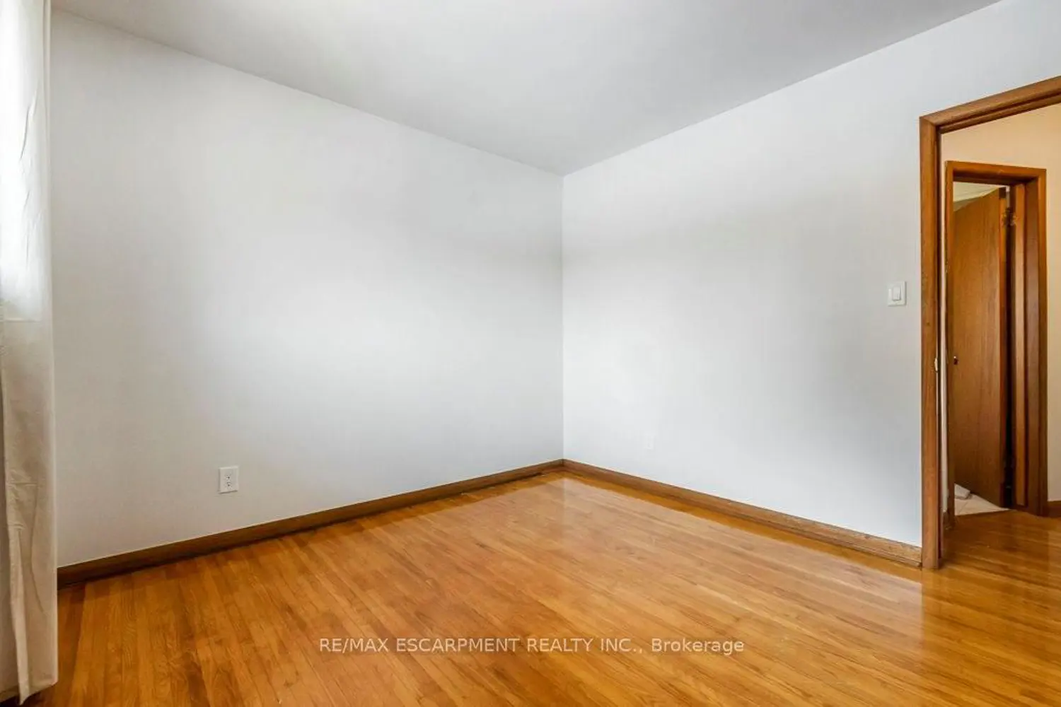 Additional image 17 of 30 Terrace Avenue