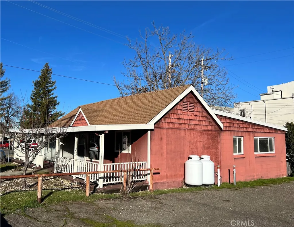 Additional image 17 of 390 N Forbes Street, Lakeport, CA 95453