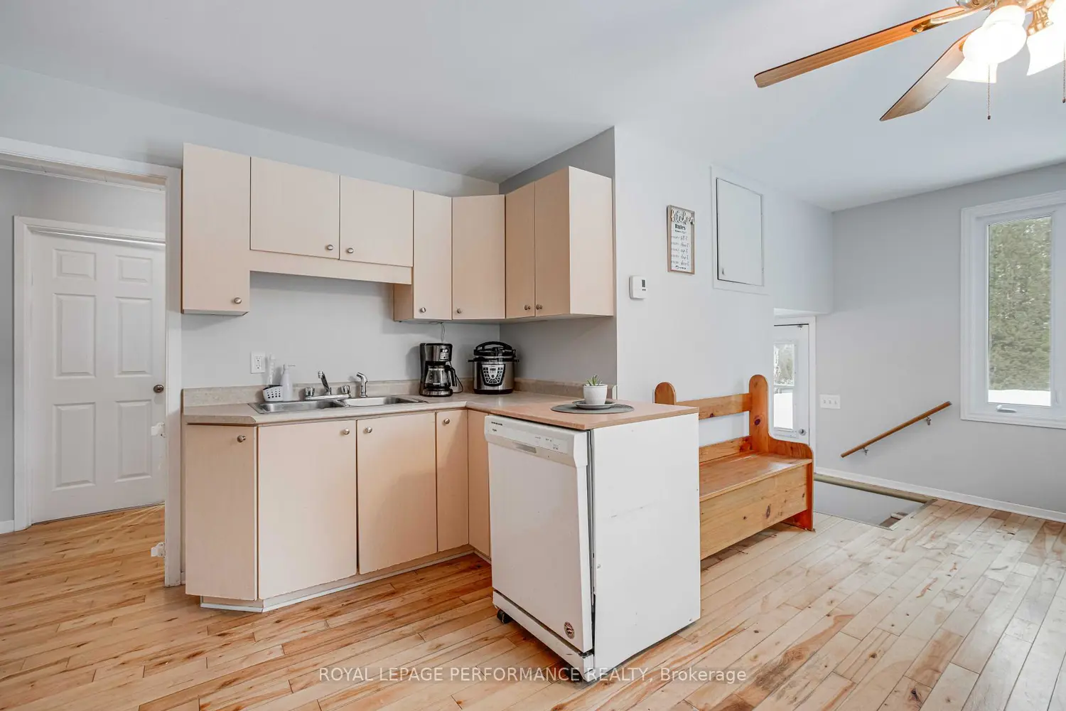 Additional image 4 of 2375 County Rd 17 Road