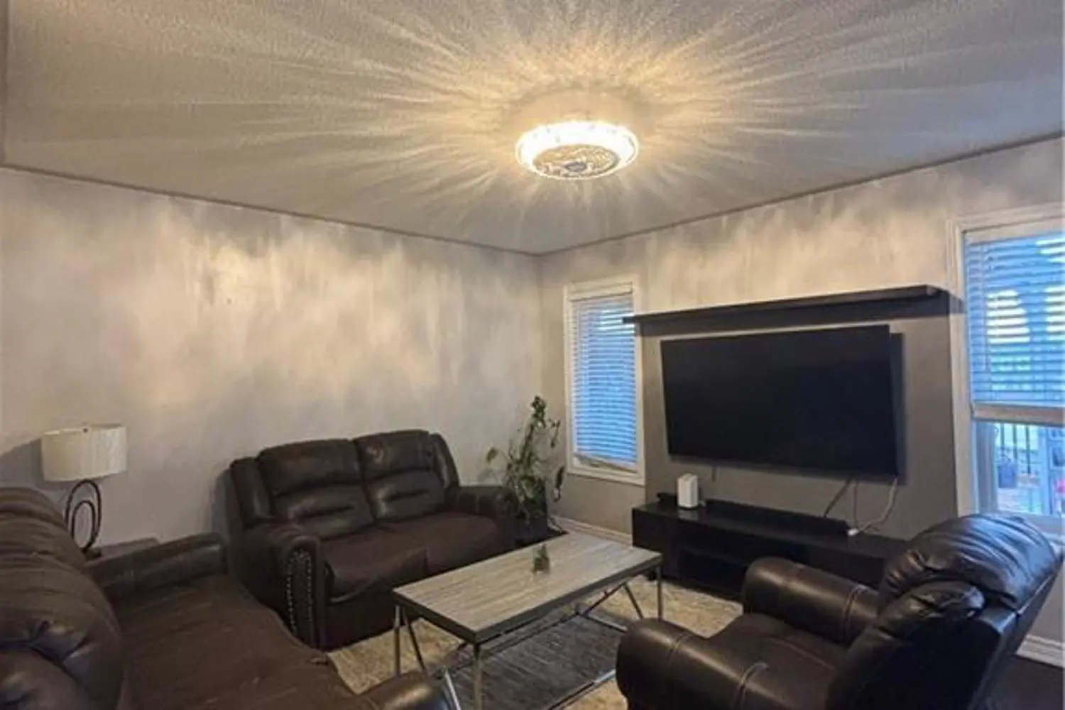 Additional image 4 of 252 Berry Street