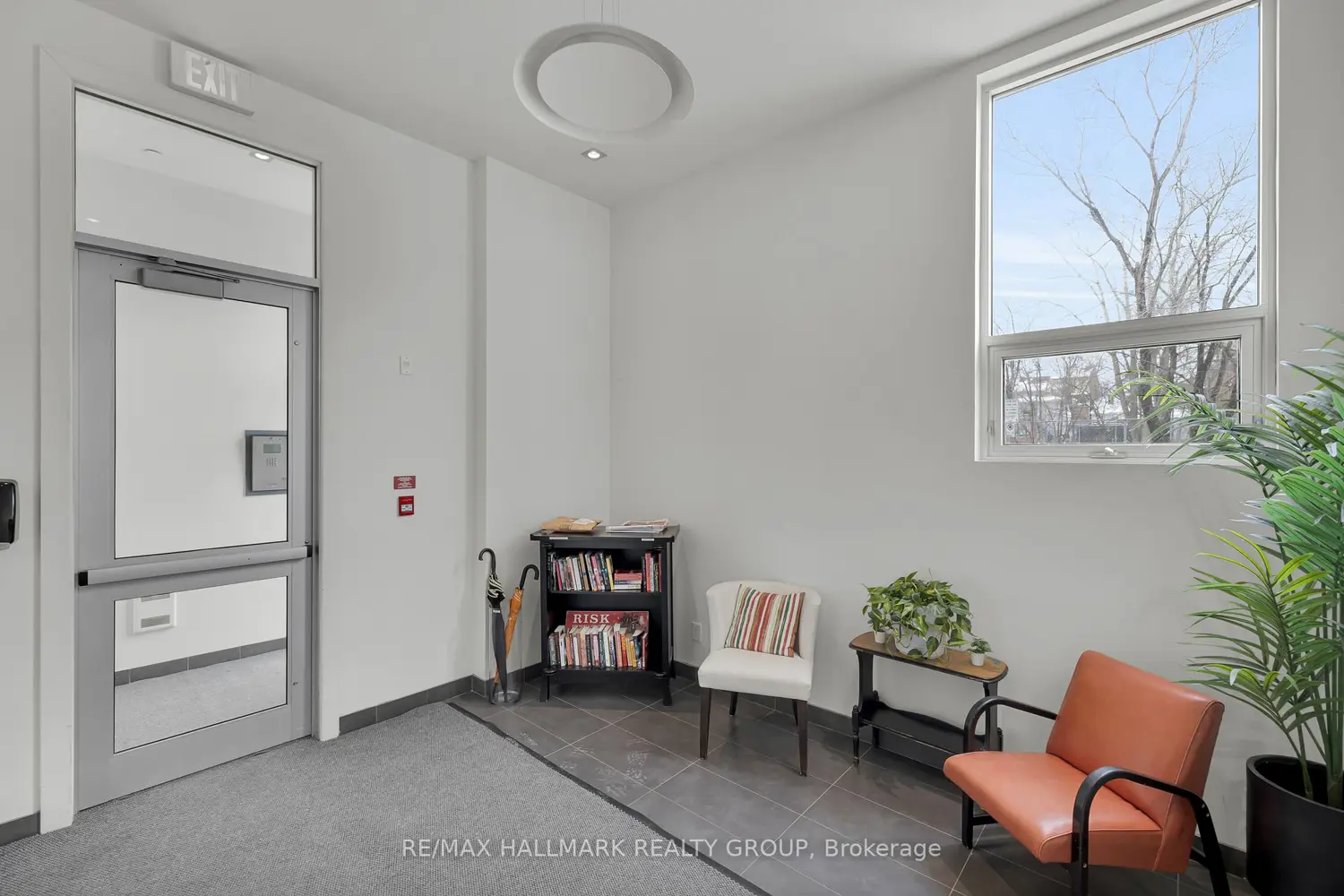 Additional image 2 of 390 Booth Street 106