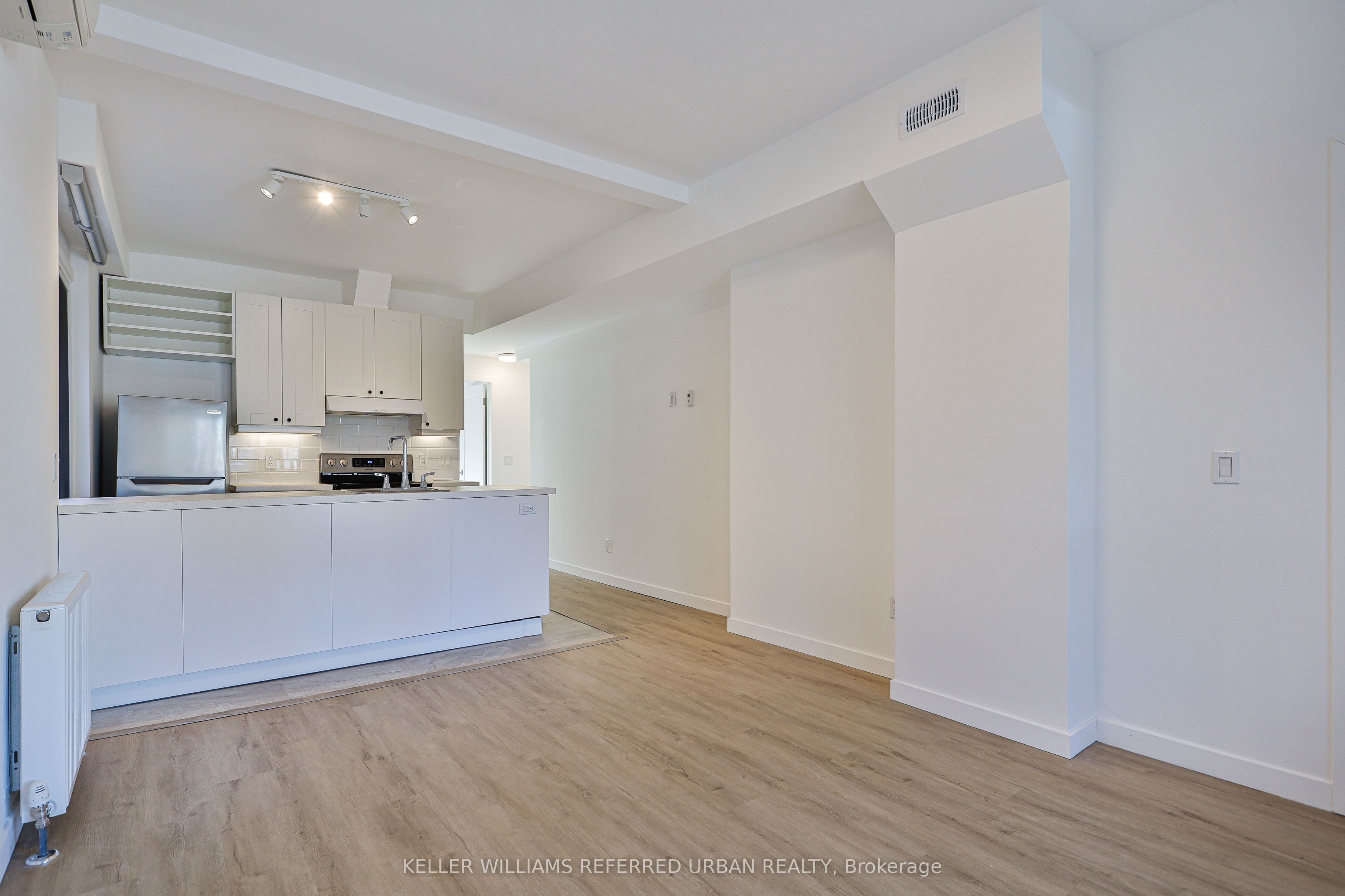 Additional image 5 of Main-786 Gladstone Avenue, Toronto, ON, M6H 3J6