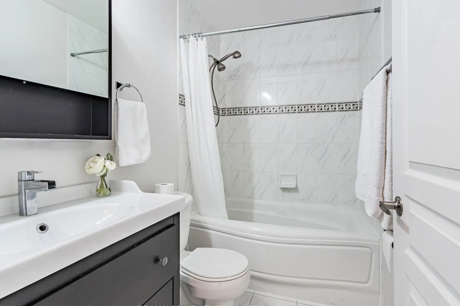 Additional image 14 of 70 Port Street 605