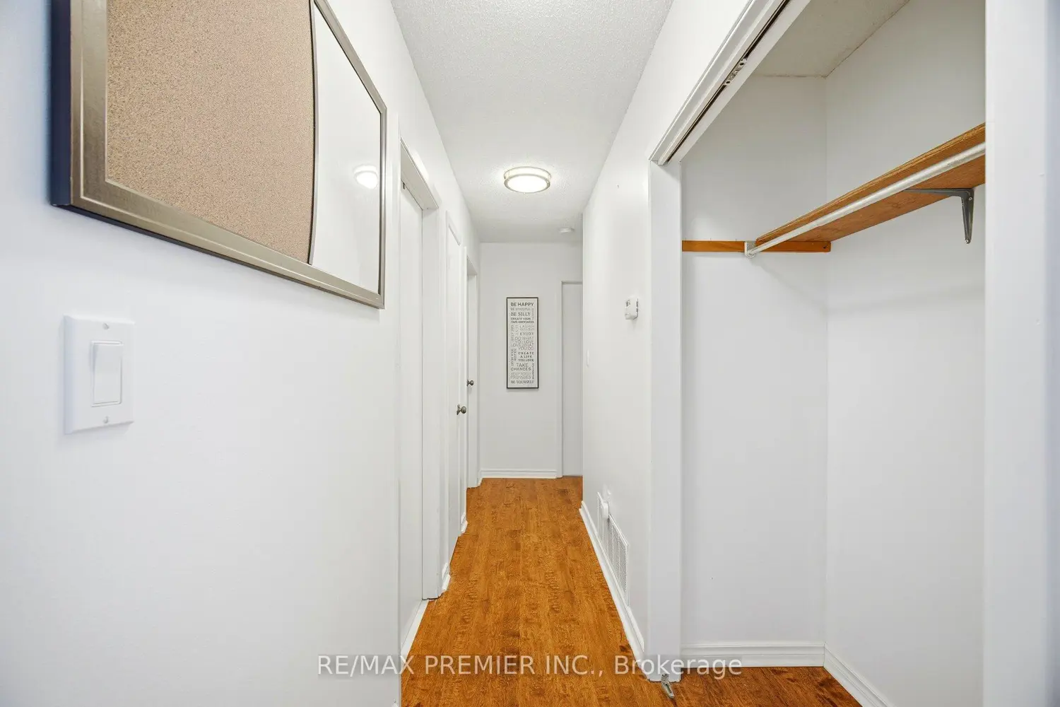 Additional image 6 of 752 Pinegrove Avenue