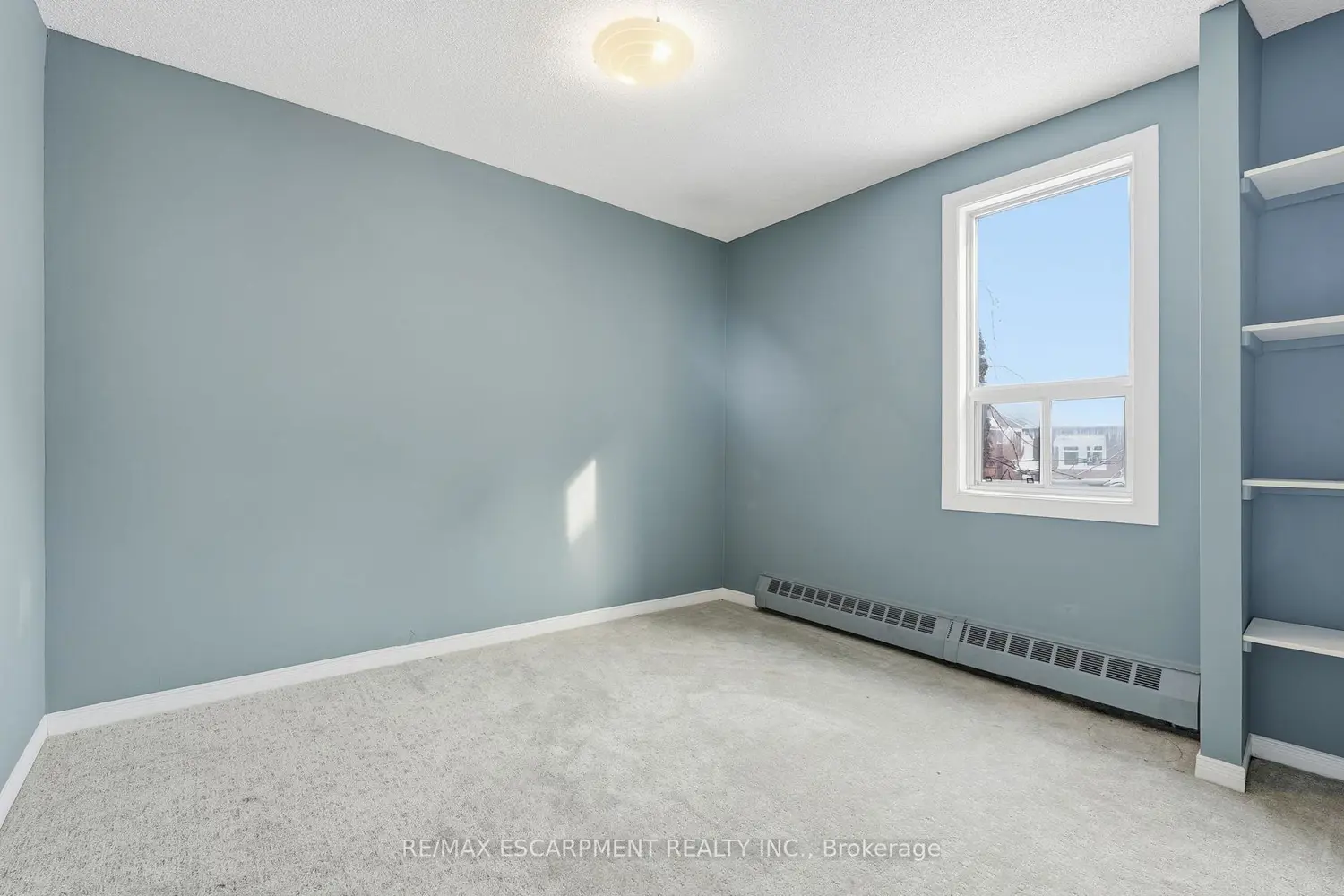 Additional image 12 of 97 Connaught Avenue 10