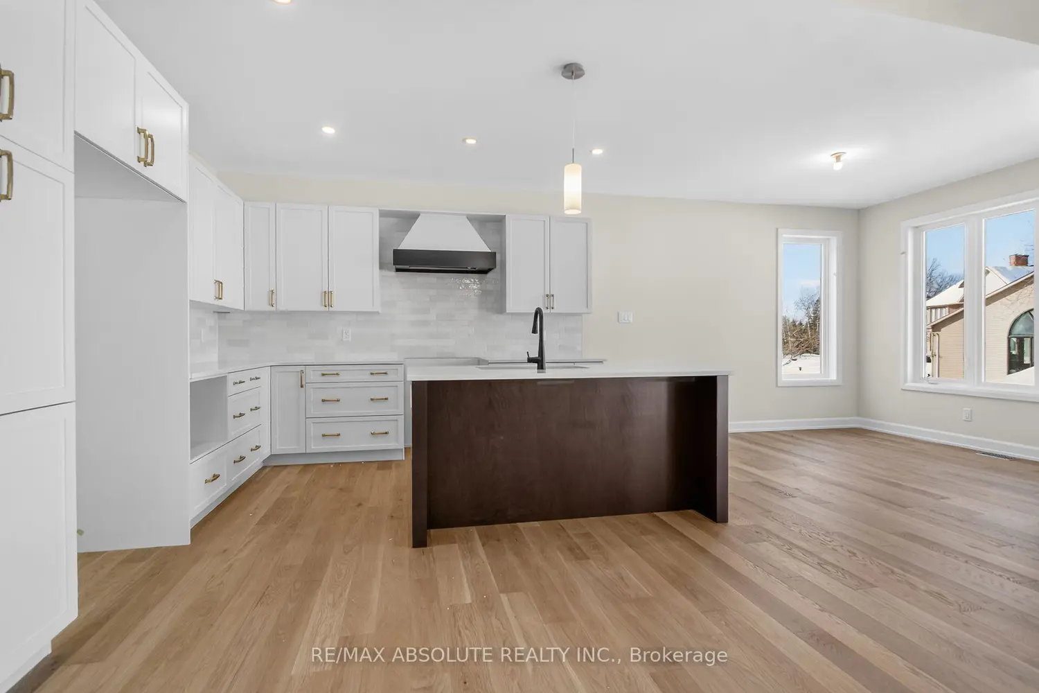 Additional image 7 of 662 Fisher Street