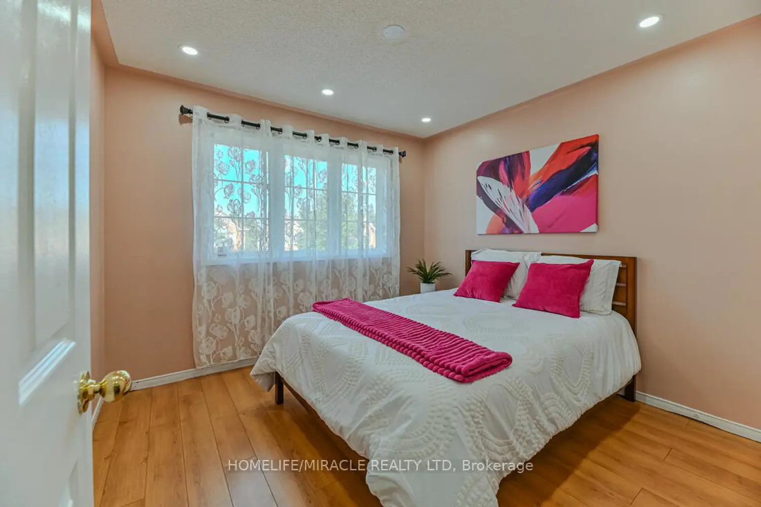 Additional image 8 of 36 Letty Avenue