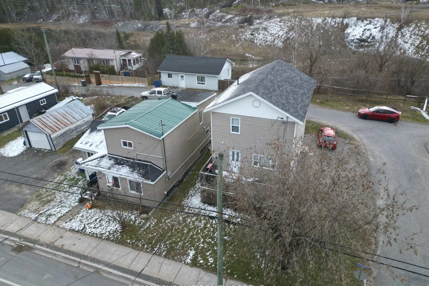187 Lang Street photo 3