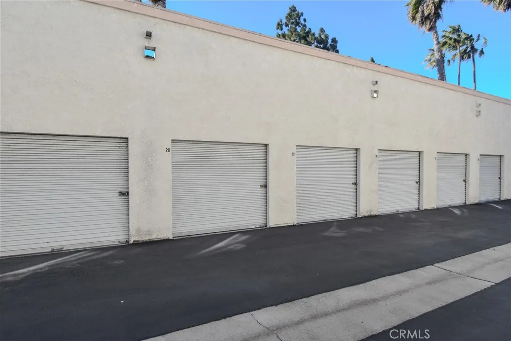 17284 Newhope Street, Fountain Valley, CA 92708