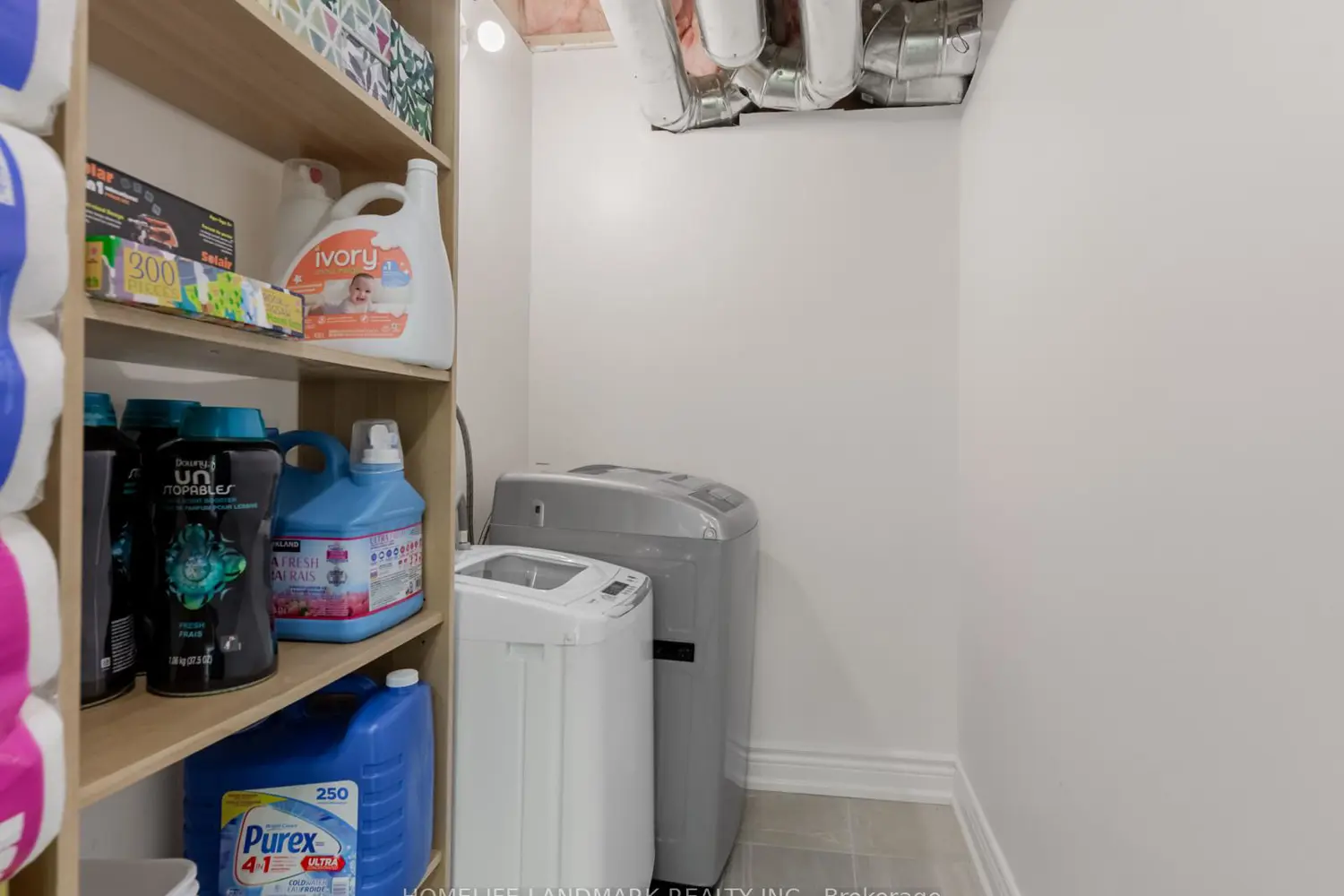 Additional image 17 of 9092 Woodbine Avenue