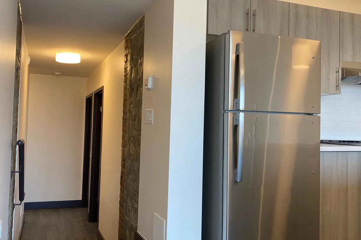 Additional image 8 of 121 King Street 408