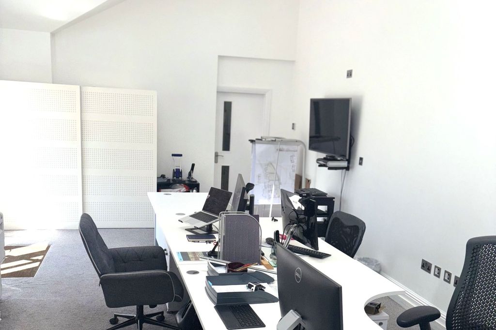 Additional image 11 of 6 bed detached house for saleHome Farm, Kemnal Road, Chislehurst, Kent BR7