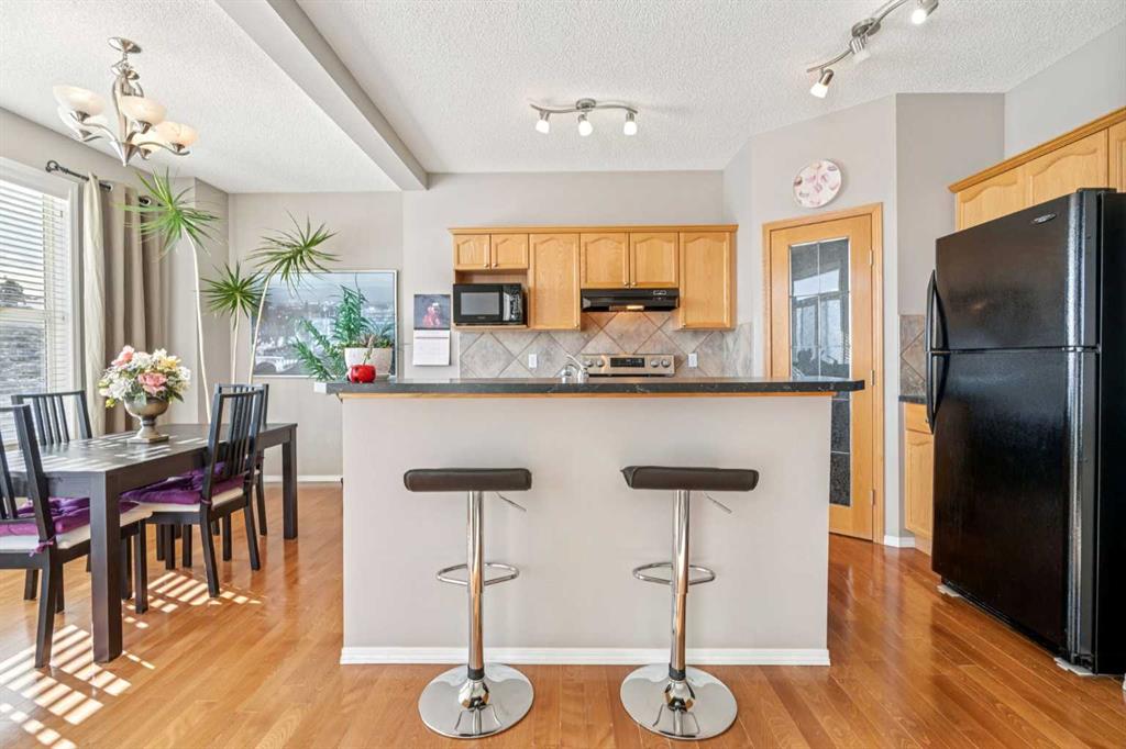 Additional image 5 of 57 Royal Elm Mews NW, Calgary, AB, T3G 5P6