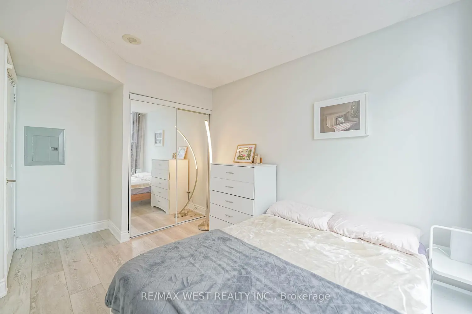Additional image 5 of 4978 Yonge Street 2909
