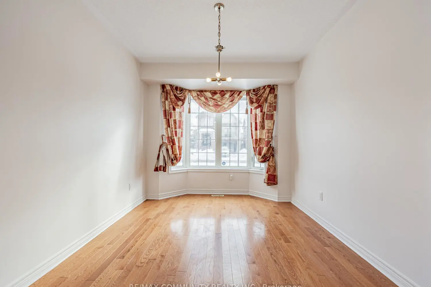 Additional image 5 of 2 John Davis Gate