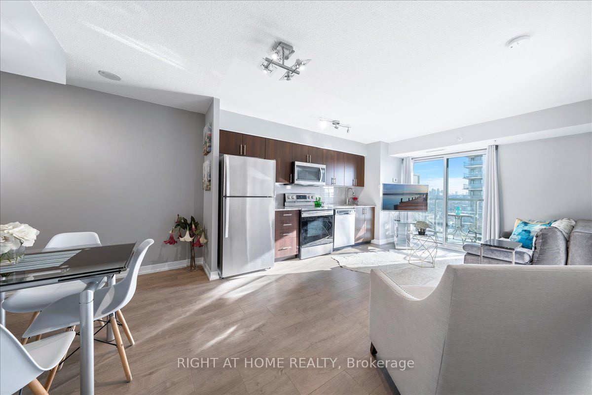 1312-1420 Dupont Street, Toronto, ON, M6H 0C2