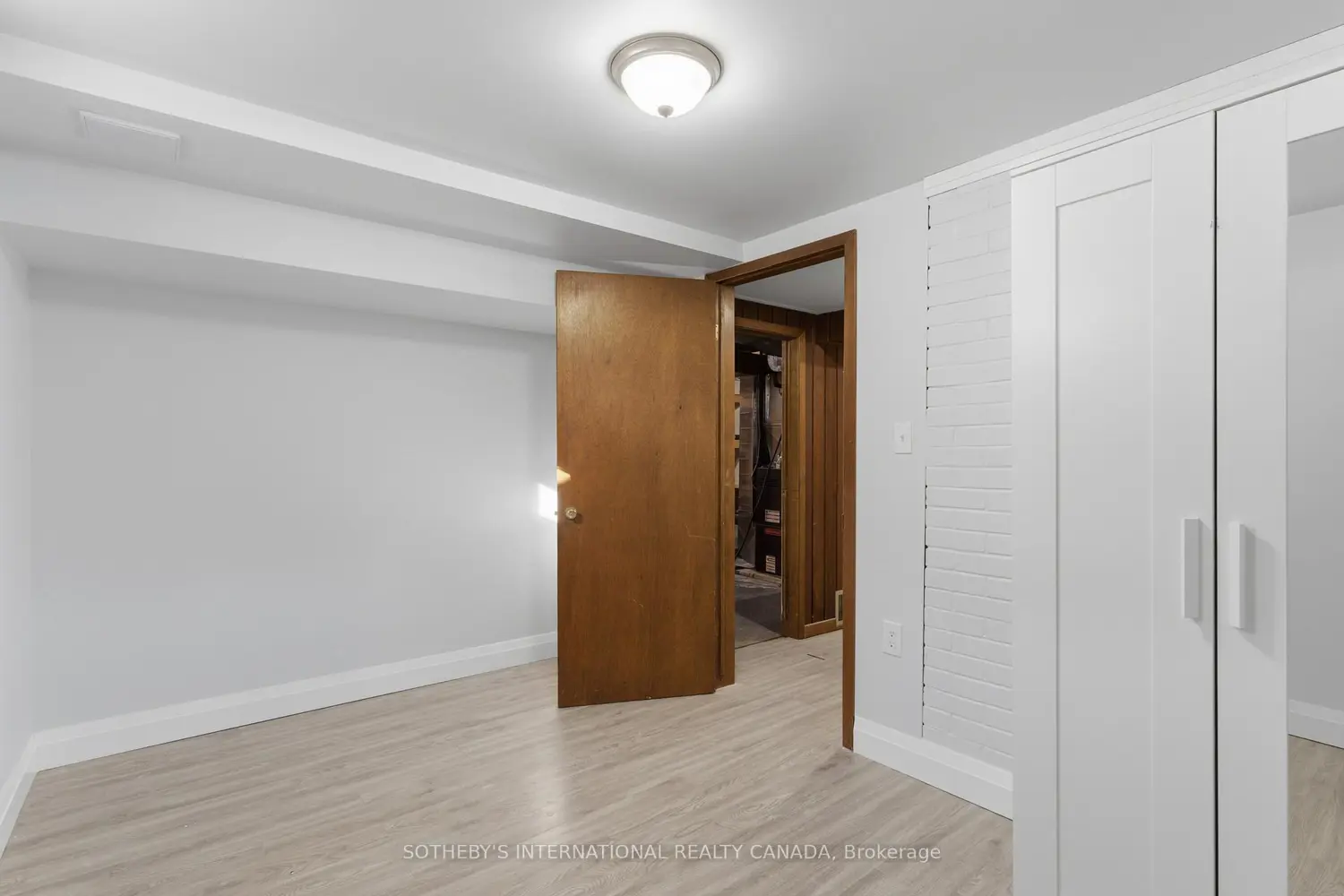 Additional image 16 of 4206 Glenayr Avenue