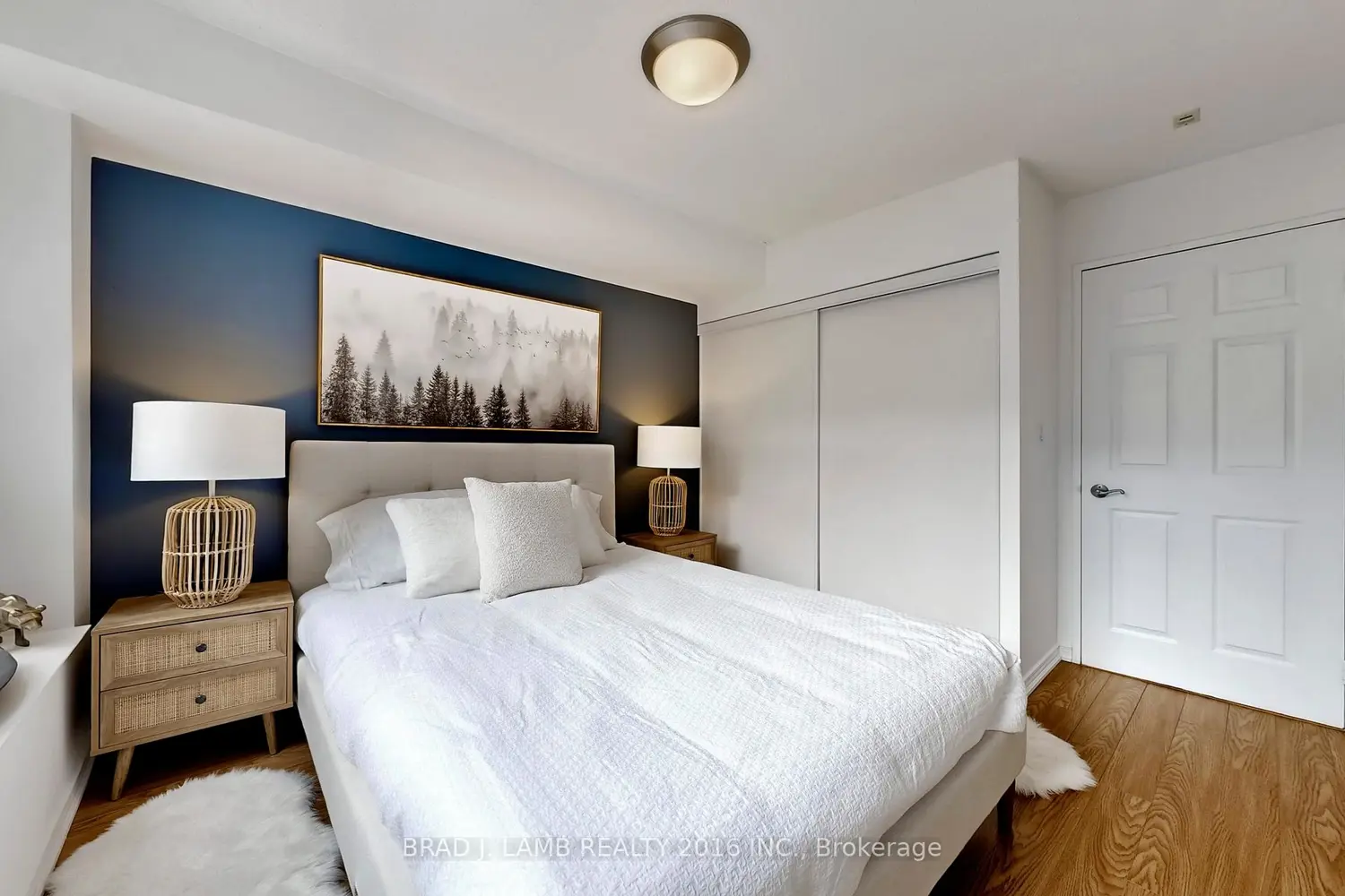 Additional image 11 of 245 Davisville Avenue 302