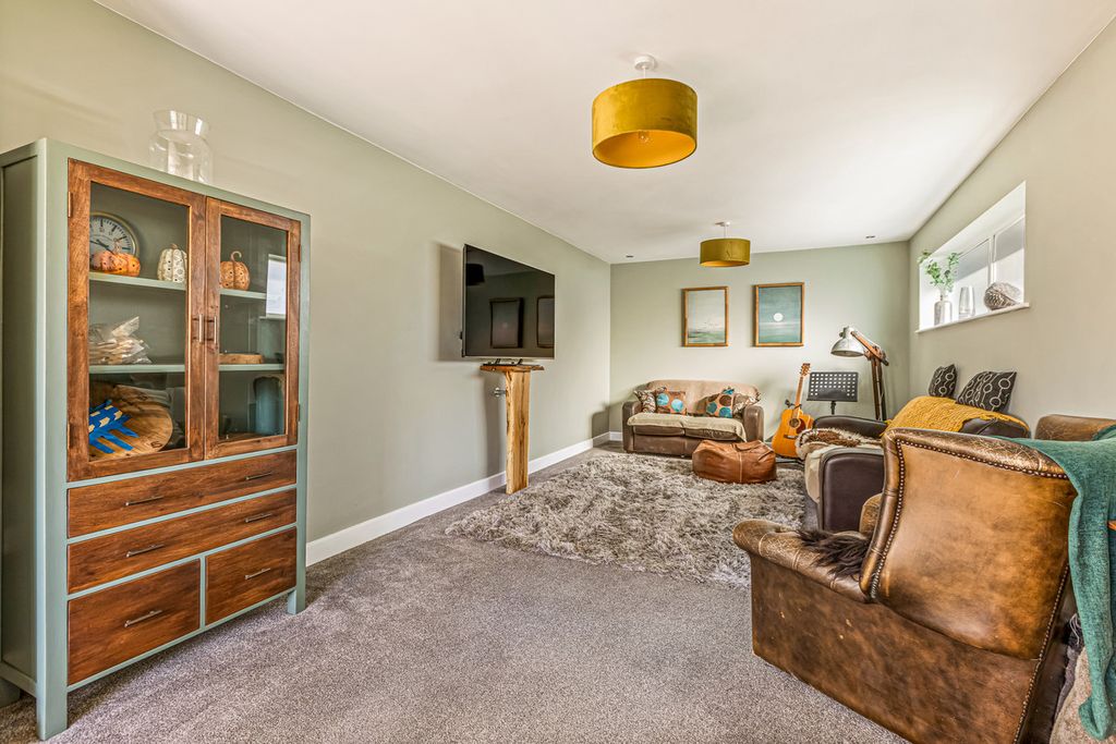 Additional image 3 of 2 bed detached bungalow for saleTorcross Close, Glenfield LE3