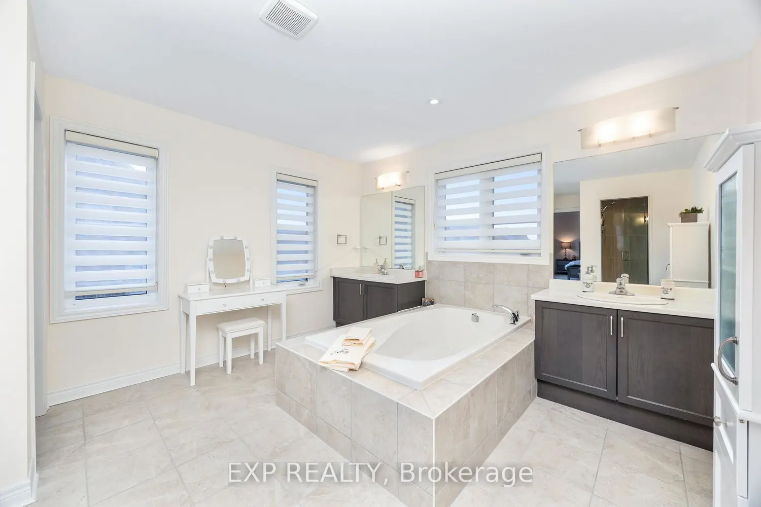 Additional image 8 of 2300 Lozenby Street