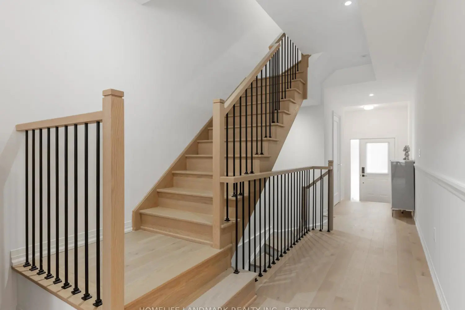 Additional image 2 of 9092 Woodbine Avenue